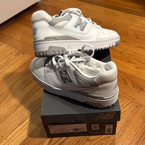 New Balance 550